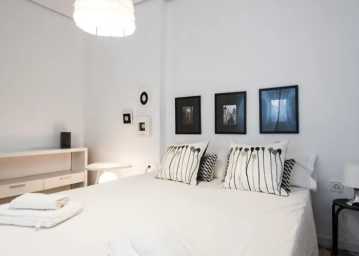 Alhondiga Suite Apartment With Terrace
